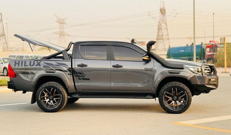 TOYOTA HILUX 2017 RIGHT-HAND-DRIVE. full