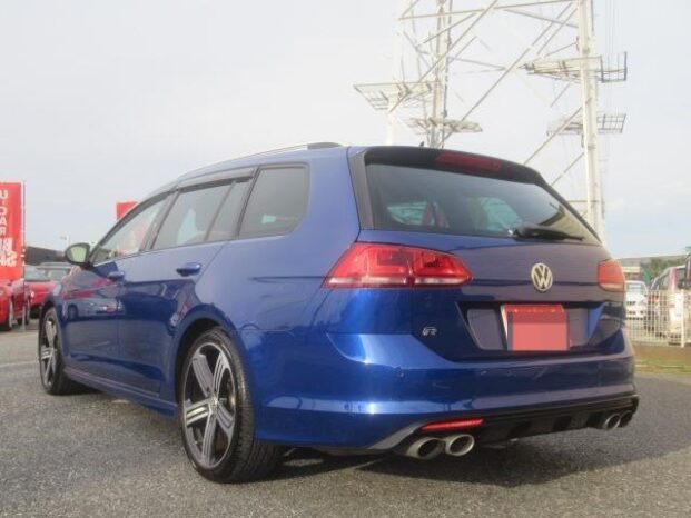 VOLKSWAGEN GOLF R VARIANT full