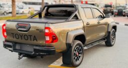 TOYOTA HILUX 2023  RIGHT-HAND-DRIVE.|