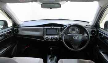 TOYOTA COROLLA AXIO 2017 full