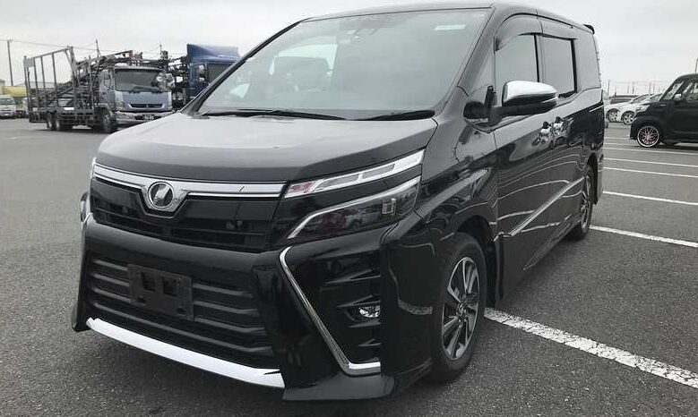 TOYOTA VOXY  2018 full