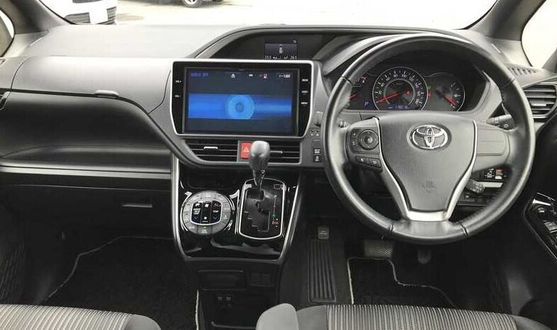 TOYOTA VOXY  2018 full