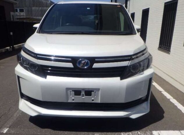 TOYOTA VOXY  2015 full