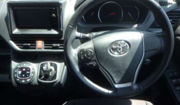 TOYOTA VOXY  2015 full