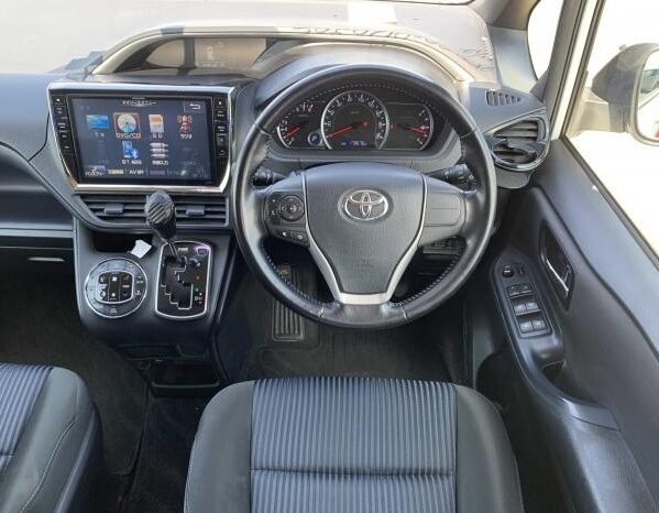 2017 TOYOTA VOXY ZS IN DISCOUNTED PRICE full