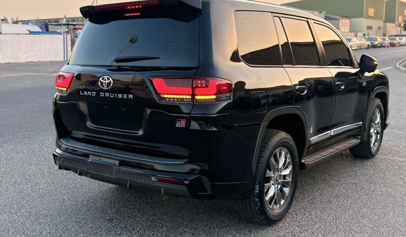 TOYOTA Land Cruiser 2014 ( Facelifted ) full