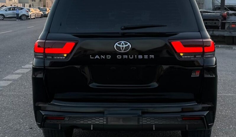 TOYOTA Land Cruiser 2014 ( Facelifted ) full